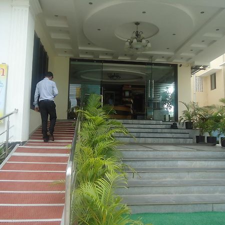 Hotel Abikrishna Pondichéry Extérieur photo